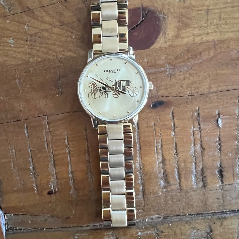 Coach watch - gold